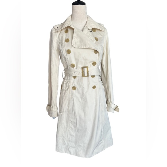 Banana Republic Jackets & Blazers - Banana Republic off white beige trench coat